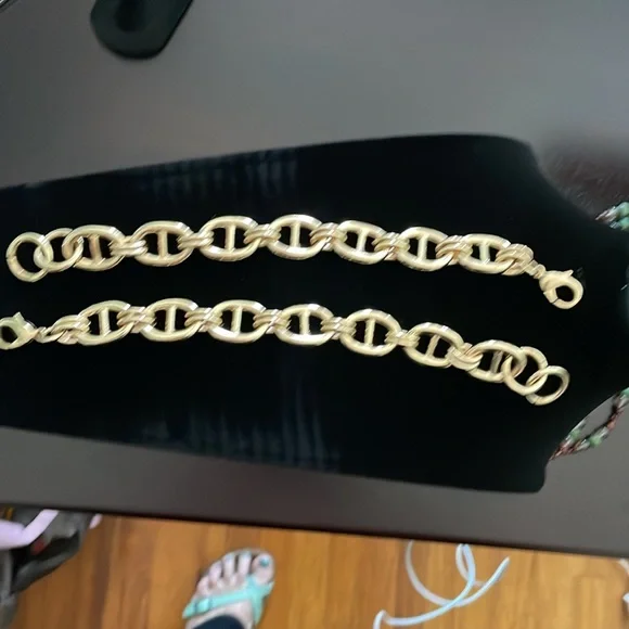 2 Goldtone Costume Bracelets, 9.5 inches Long - Picture 3 of 3